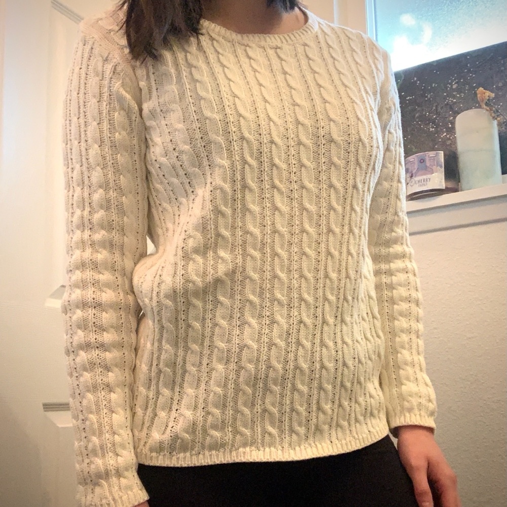 Pullover Sweater - Cable Knit (W/SMALL)